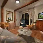 Chateau Garden Retreat 4*