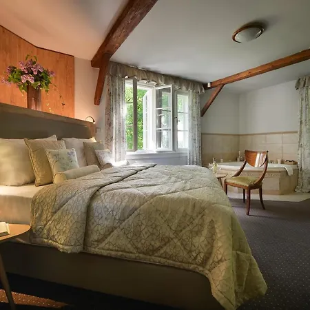 호텔 Chateau Garden Retreat 4*