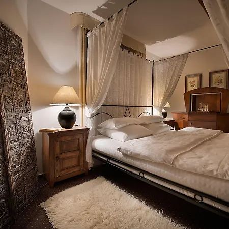 Chateau Garden Retreat 4*