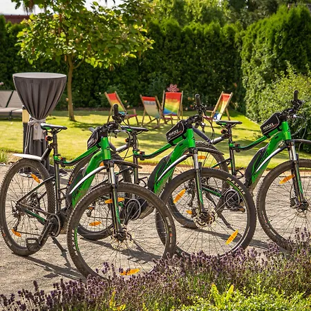 Chateau Garden Retreat Hotell Loučeň