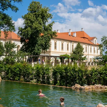 Chateau Garden Retreat