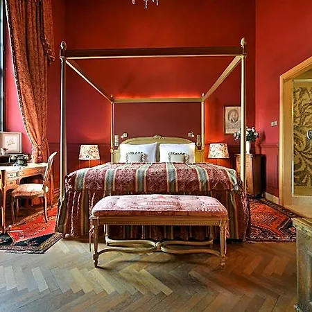 Chateau Garden Retreat 4* Loučeň