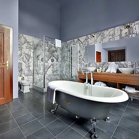 Chateau Garden Retreat 4* Loučeň
