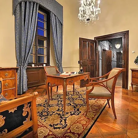 Chateau Garden Retreat 4* Loučeň