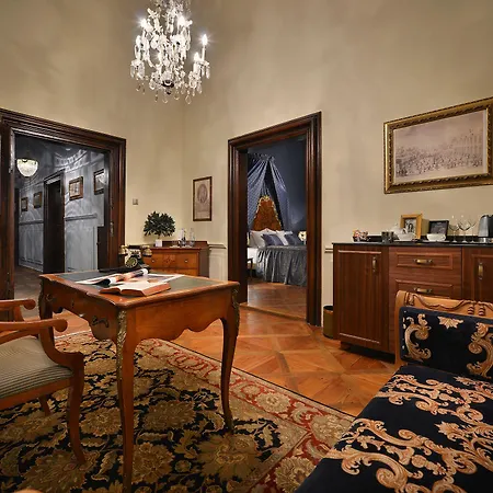 Chateau Garden Retreat 4* Loucen